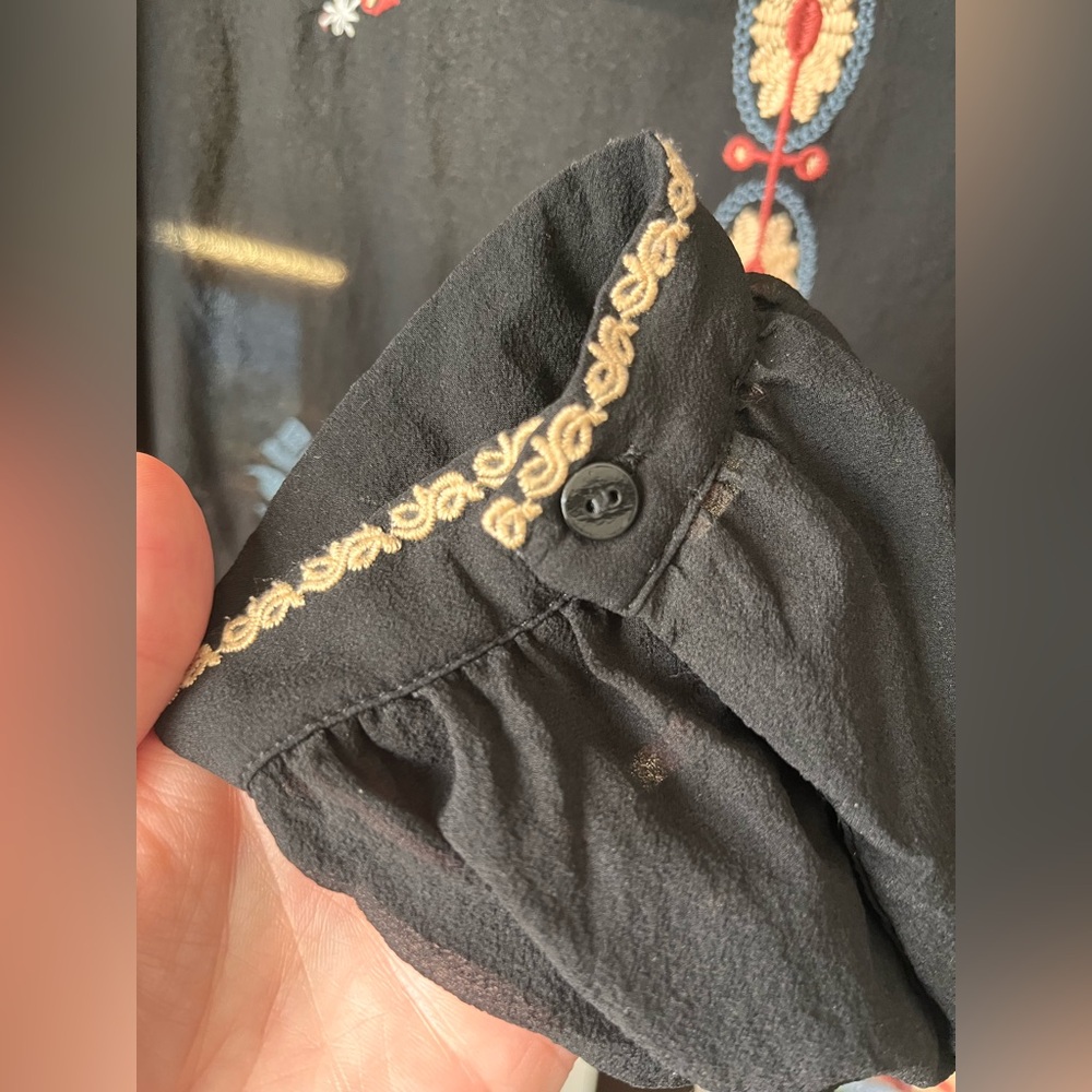 Sundance 100% Silk Black Boho Embroidered Blouse - Picture 9 of 11